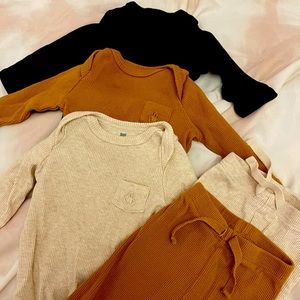 Baby gap six piece set